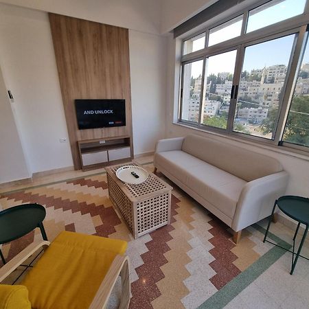 Downtown Living Boutique Apartments อัมมาน ภายนอก รูปภาพ